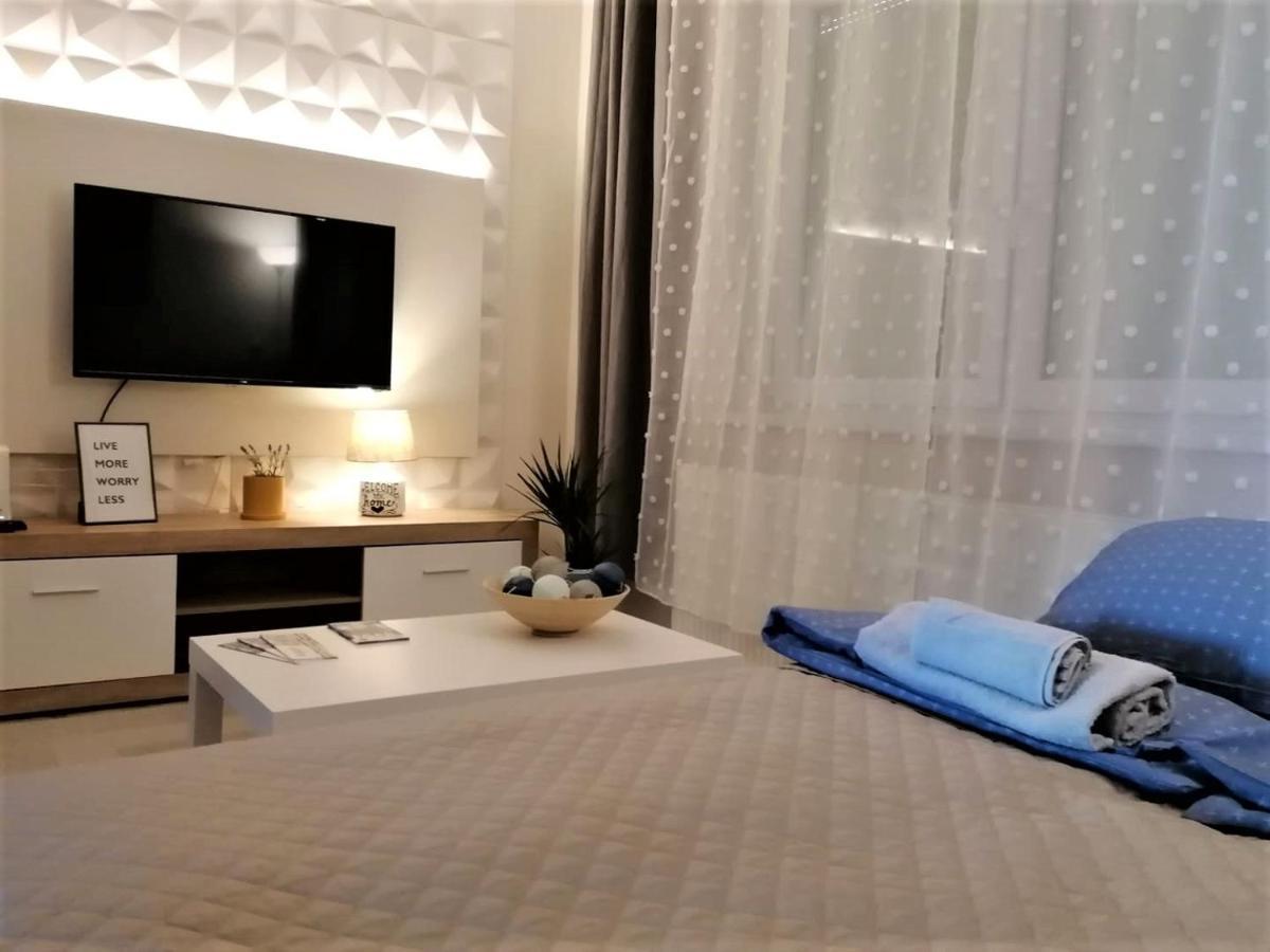 Sweet Central Apartment ,In The City Center Erlau Exterior foto